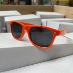 Ca. 500x Zonnebril Wayfarer model oranje